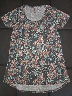 Like new LuLaRoe classic tee sz xxs